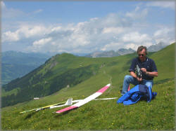Der Westhang des Laveygrates sorgt bei Westwind und Sonne für atemraubenden Aufwind