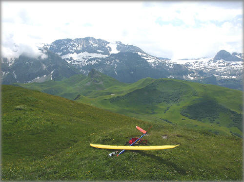 Blick vom Laveygrat nach Süden auf den Wildstrubel (3243 m) und den Plaine Morte-Gletscher